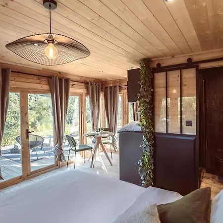 Jane Chalet *